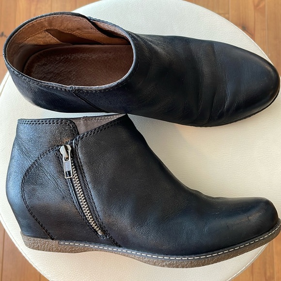 Dansko leather bootie 39 - Picture 1 of 8